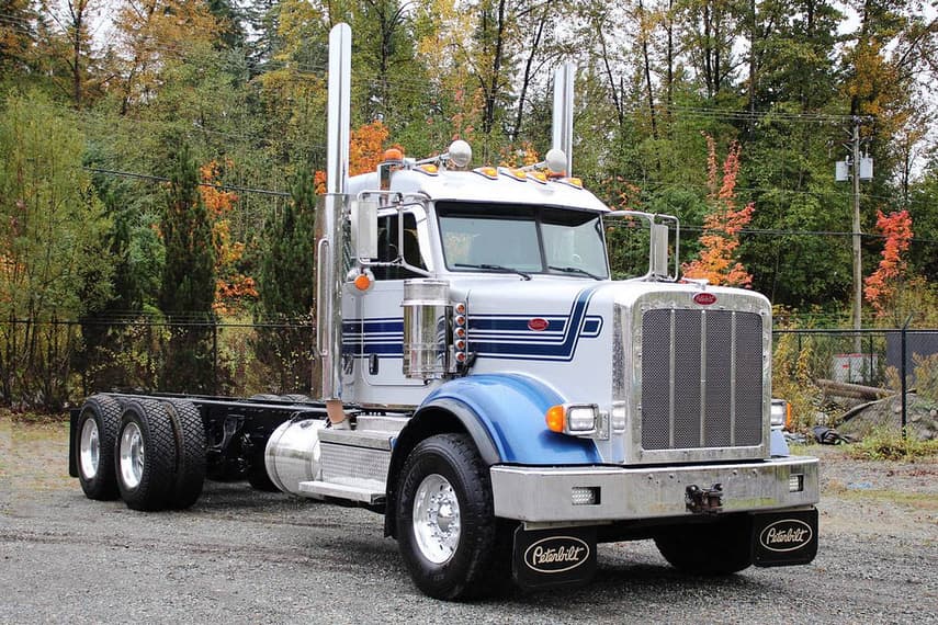 2022 Peterbilt 367HH - 8