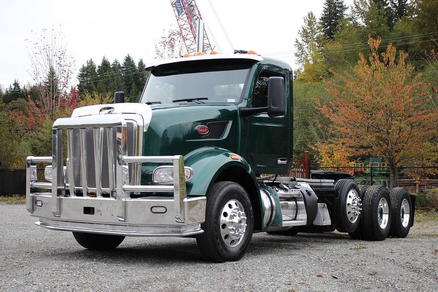 2023 Peterbilt - 1