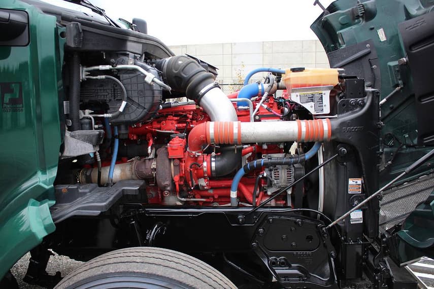 2023 Peterbilt - 11