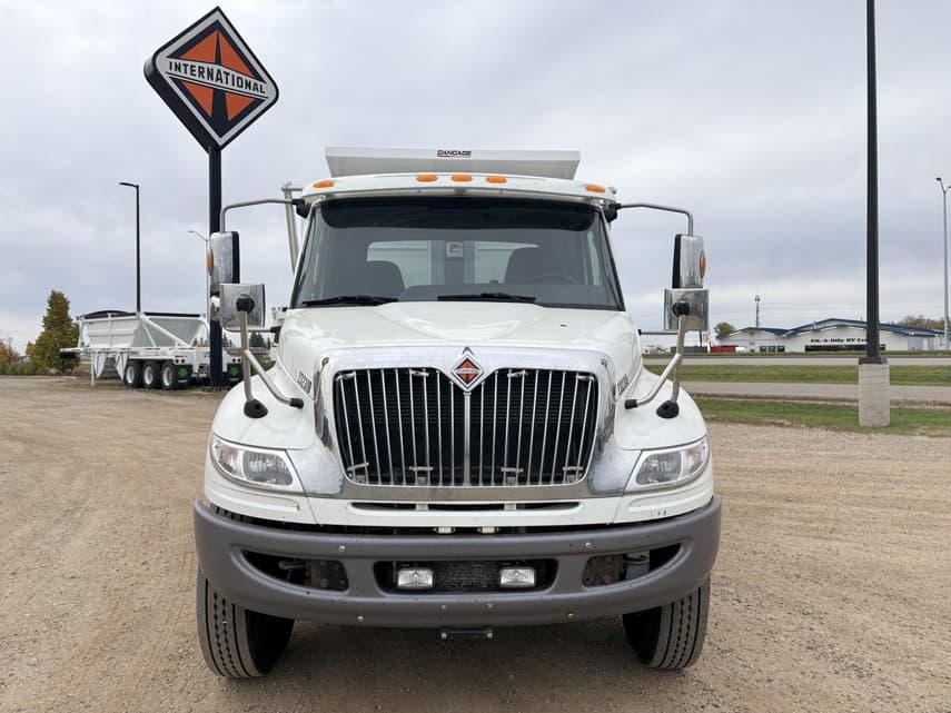2023 International MV607 6x4 - 2