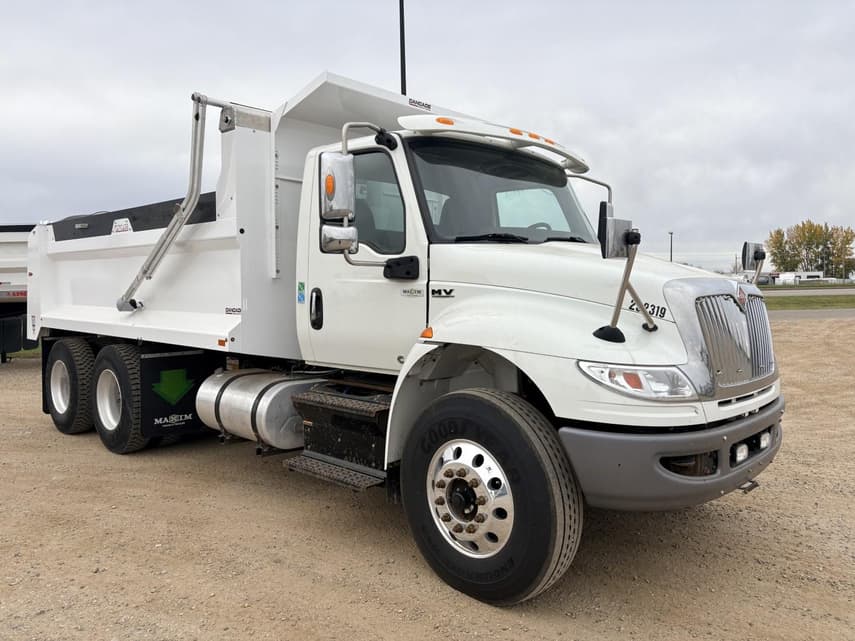 2023 International MV607 6x4 - 3