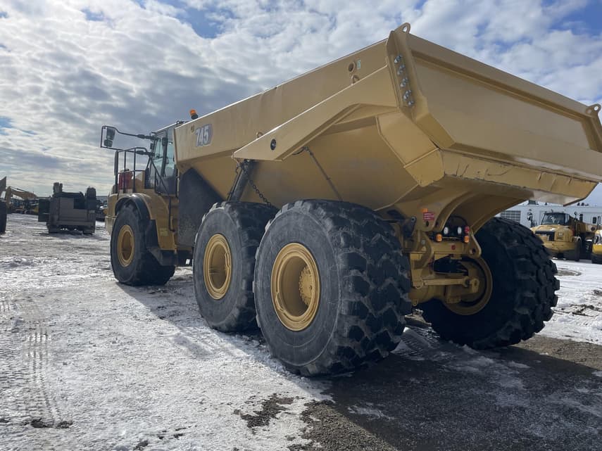 2025 Caterpillar 745C - 2