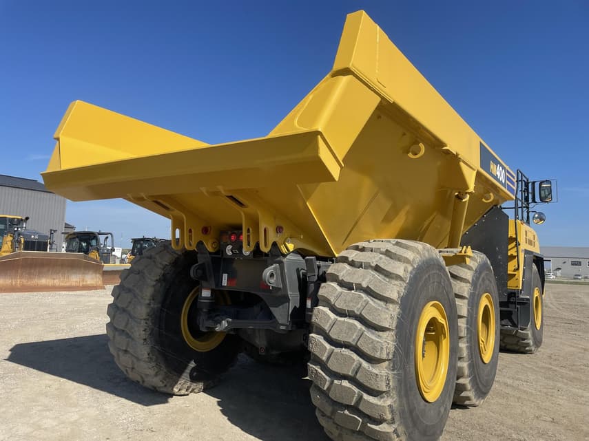 2025 Komatsu HM400-5 - 2