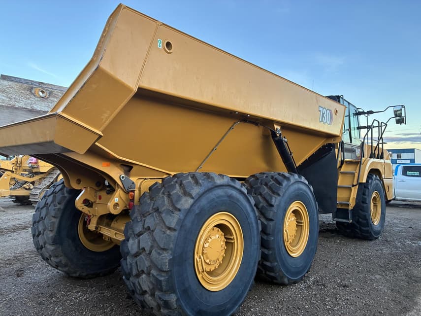 2026 Caterpillar 730 - 9