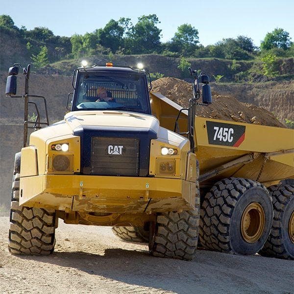 2017 Caterpillar 745C - 1