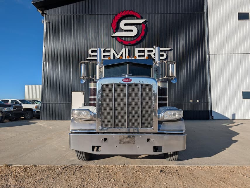 2019 Peterbilt 389 - 2