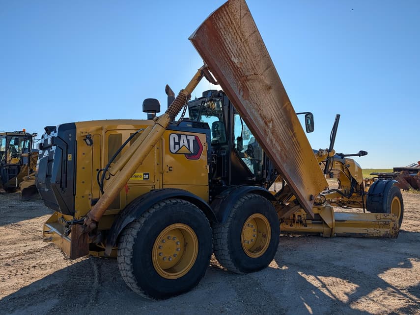 2021 Caterpillar 160 - 8
