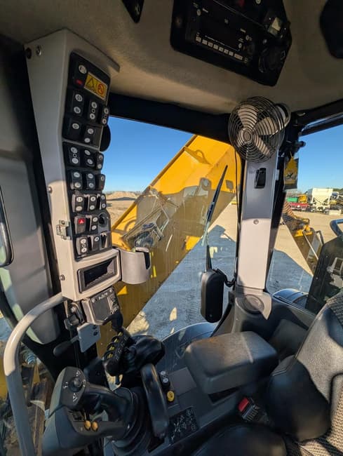 2021 Caterpillar 160 - 15