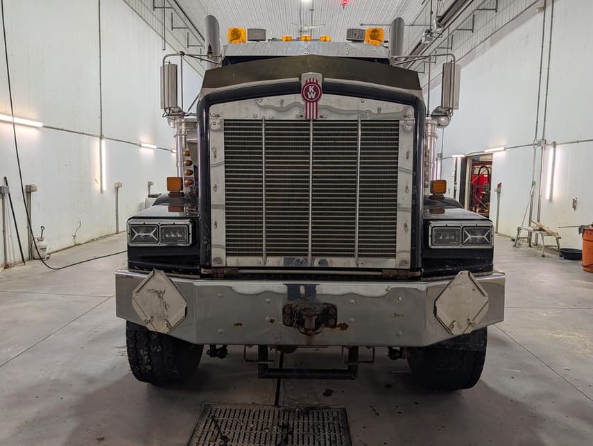 2005 Kenworth C500 - 2