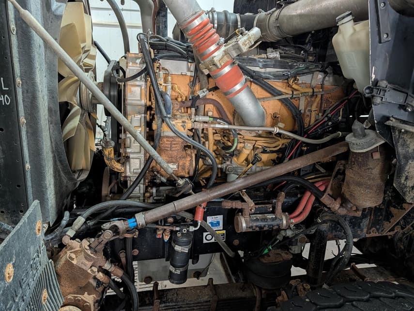 2005 Kenworth C500 - 19