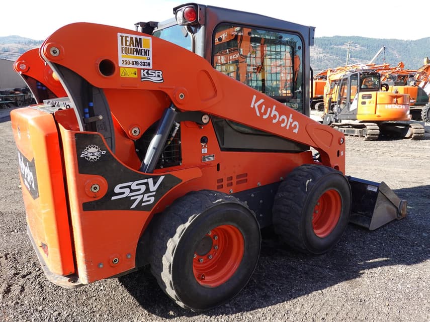 2022 Kubota SSV75 - 5