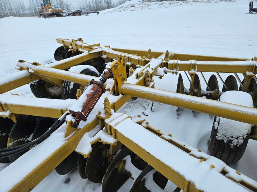 Ezee-On | Supply Post - Canada's #1 Heavy Construction Equipment ...
