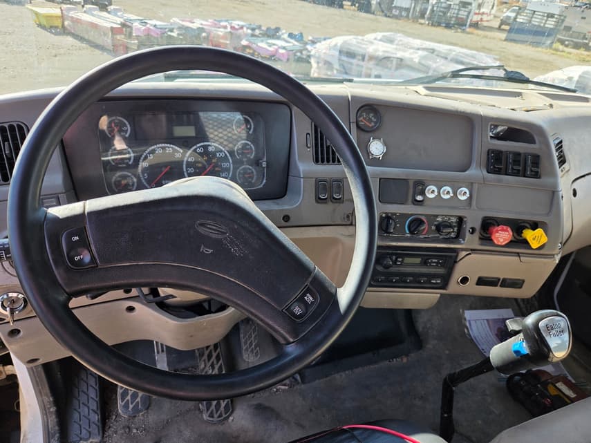 2006 Sterling LT8500 - 19