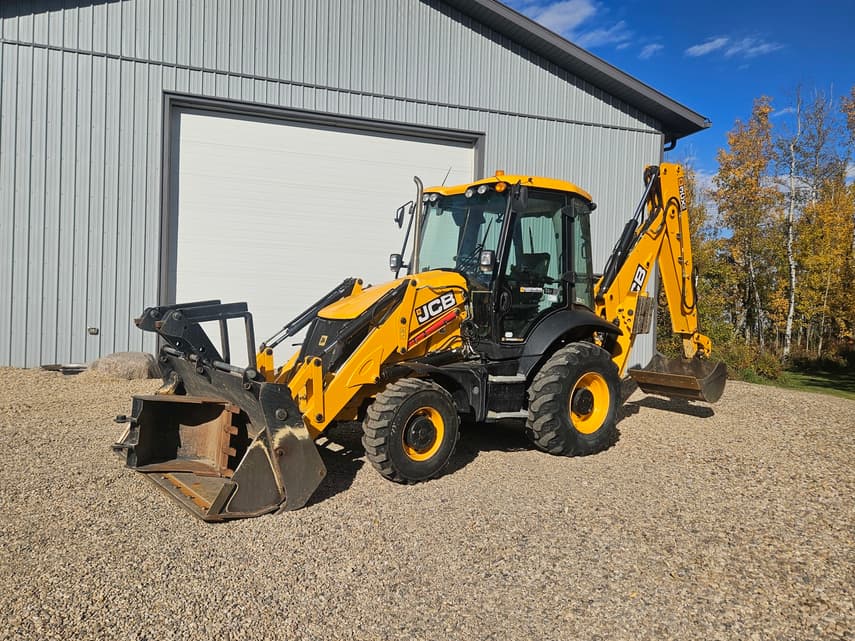 2023 JCB 3CX15 - 1