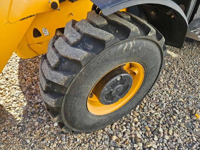 2023 JCB 3CX15 - 30