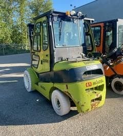 2015 Clark C35L - 1