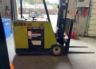 2016 Clark ESX25 - 2