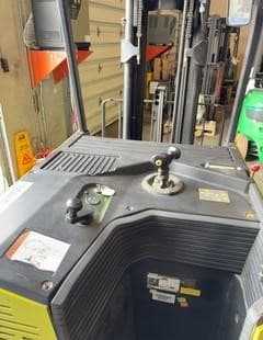 2016 Clark ESX25 - 7